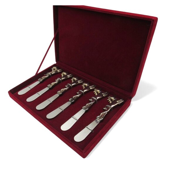 REINDEER Silver-Plated Butter Knives Cheese Spreaders in Red Velvet Case Vintage - Picture 8 of 10